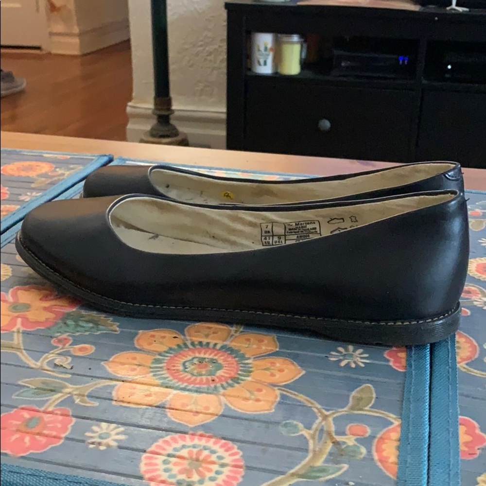 Dr Martens Black Flats Women Size 9 only worn once